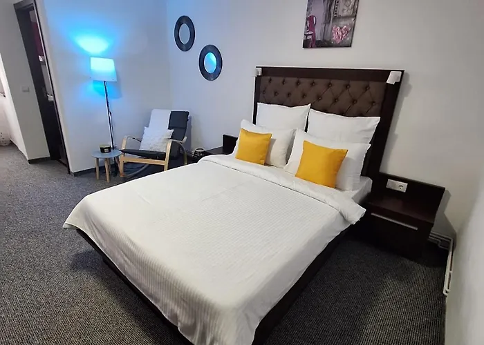 Onyx - Radiance Apartment